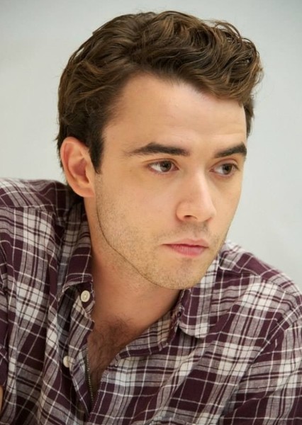 Jamie Blackley photo