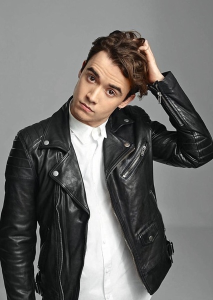 Jamie Blackley photo