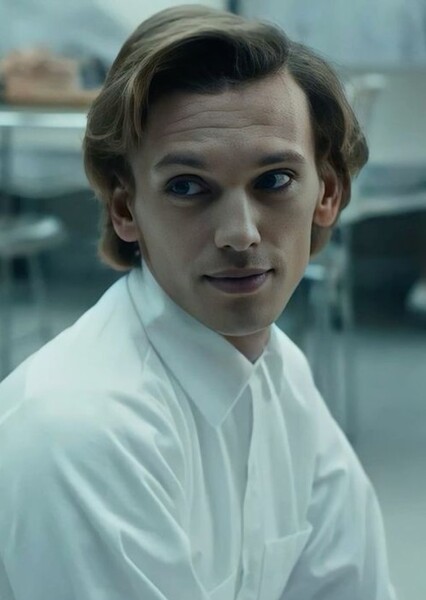 Jamie Campbell Bower