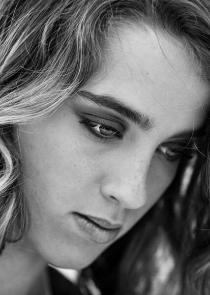 Jamie Clayton photo