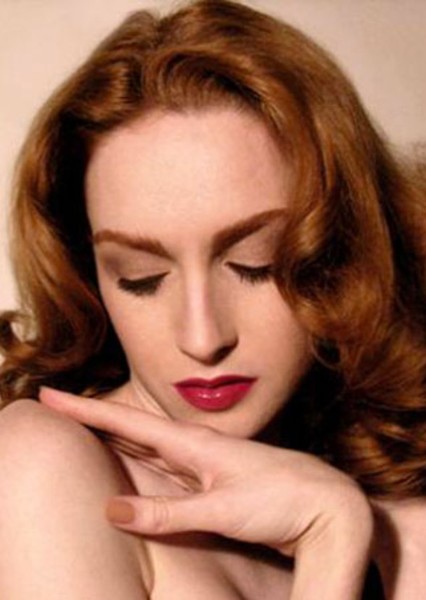 Jamie Clayton photo