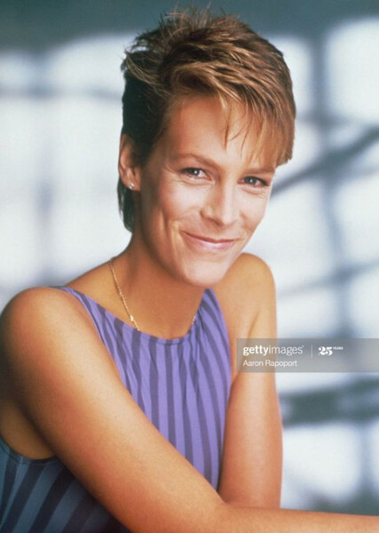 Jamie Lee Curtis photo