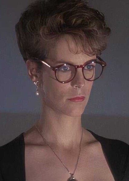 Jamie Lee Curtis photo