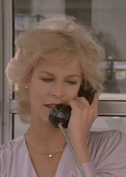 Jamie Lee Curtis photo