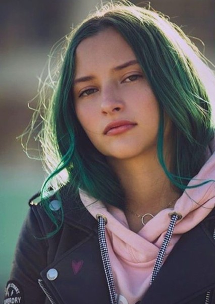 Jamie Lou Stenzel photo