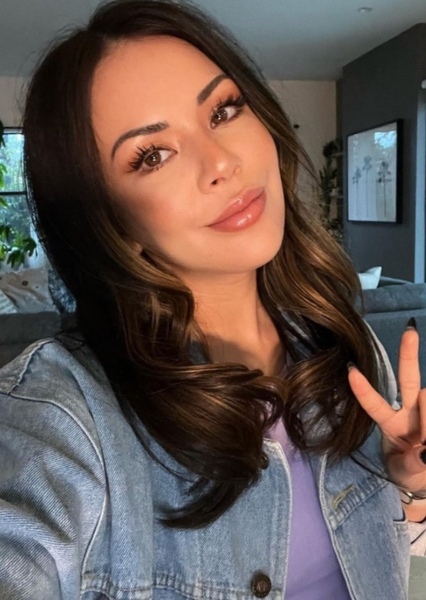 Janel Parrish photo
