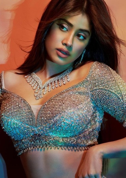 Janhvi Kapoor photo