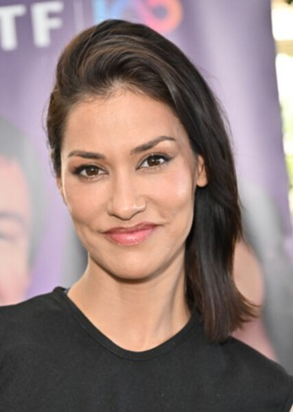 Janina Gavankar photo