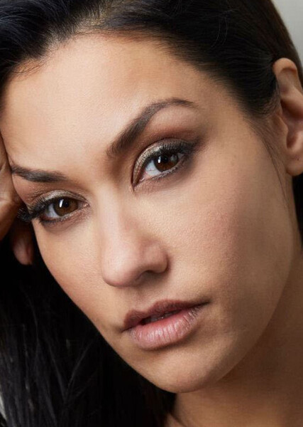 Janina Gavankar photo