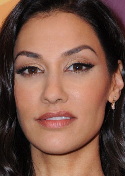 Janina Gavankar photo