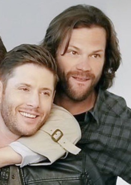 Jared Padalecki photo