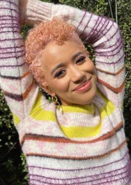 Jasmin Savoy Brown photo