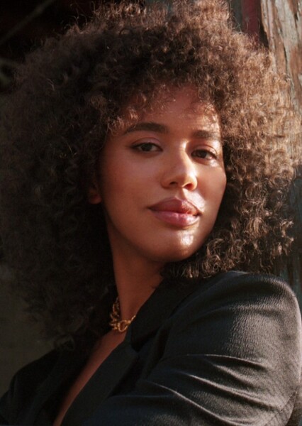 Jasmine Savoy Brown photo