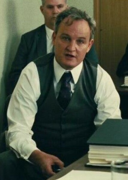 Jason Clarke photo