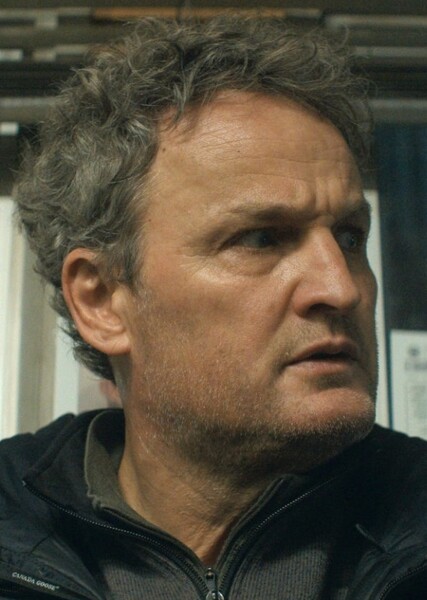 Jason Clarke photo