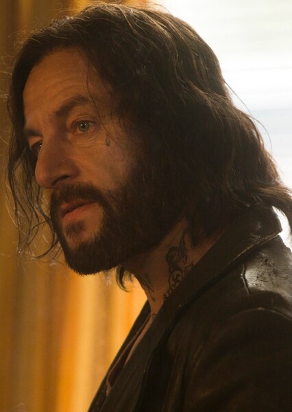 Jason Isaacs