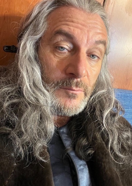 Jason Isaacs photo