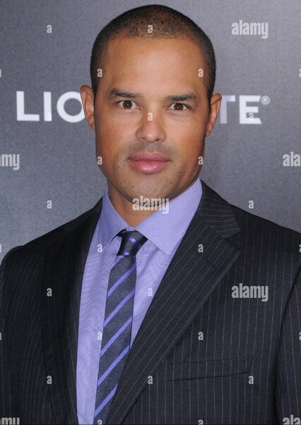 Jason Olive photo