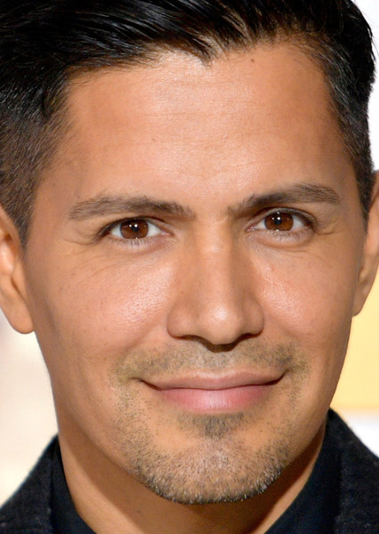 Jay Hernandez photo