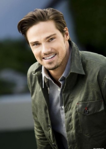 Jay Ryan photo