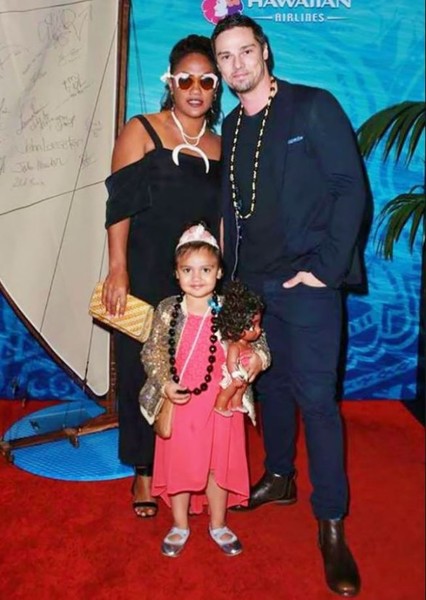 Jay Ryan photo