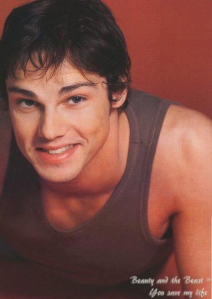 Jay Ryan photo