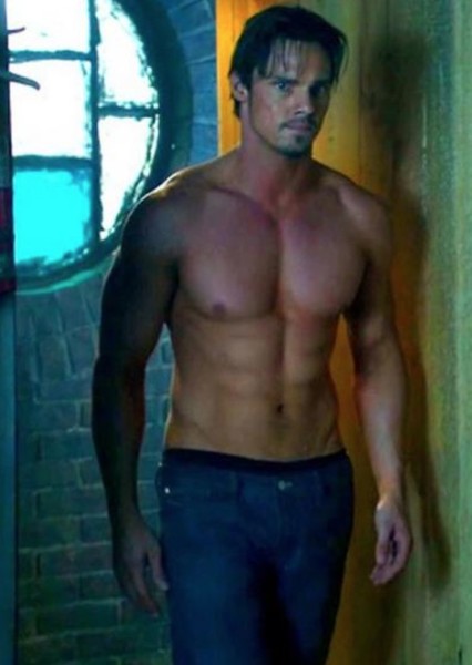 Jay Ryan photo