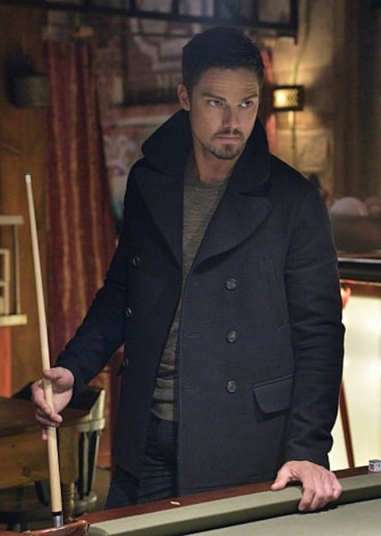 Jay Ryan photo