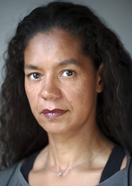 Jaye Griffiths photo