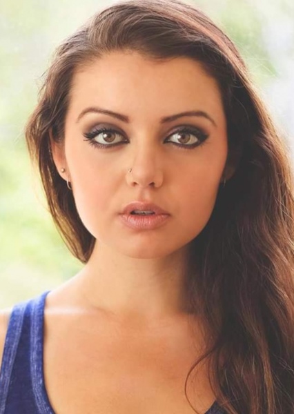 Jayli Wolf photo
