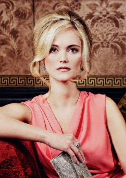 Jayne Wisener photo