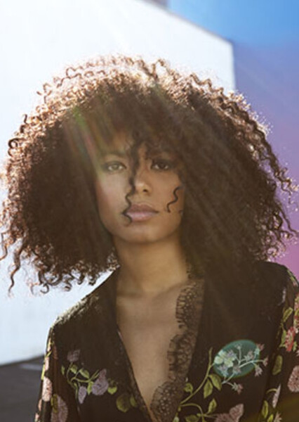 Jaz Sinclair photo