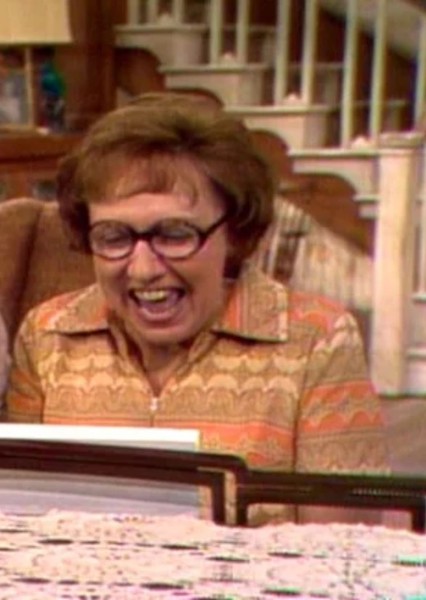Jean Stapleton photo
