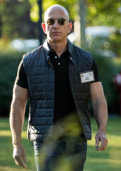 Jeff Bezos photo