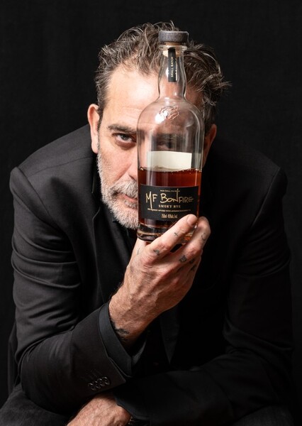 Jeffrey Dean Morgan photo