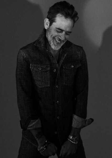 Jeffrey Dean Morgan