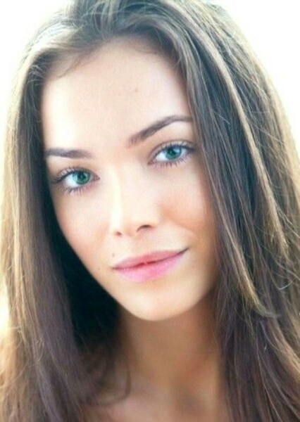 Jemma Dallender photo