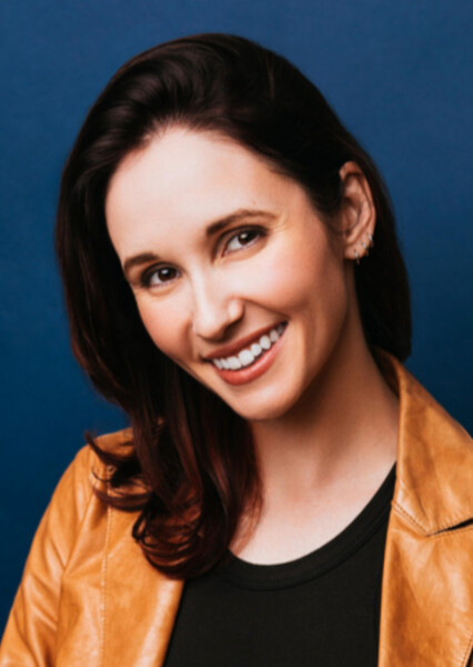 Jenna Bainbridge photo