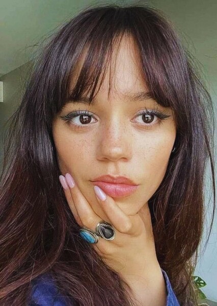 Jenna Ortega photo