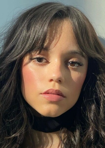 Jenna Ortega photo