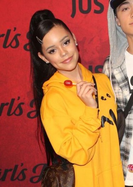 Jenna Ortega photo