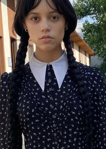 Jenna Ortega photo