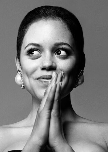 Jenna Ortega photo