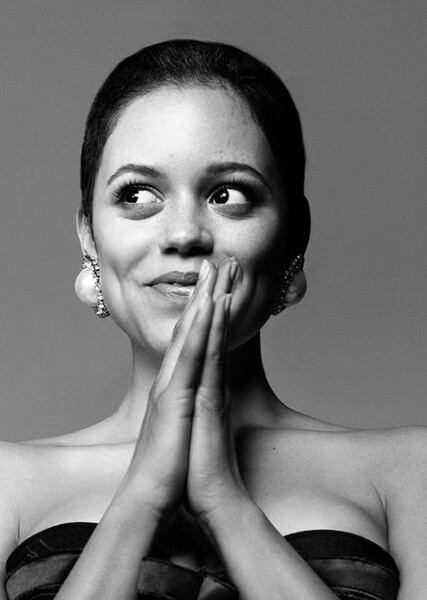 Jenna Ortega photo