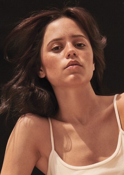 Jenna Ortega photo