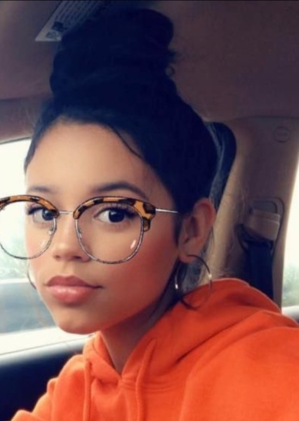 Jenna Ortega photo