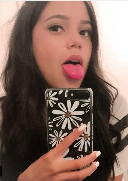 Jenna Ortega photo