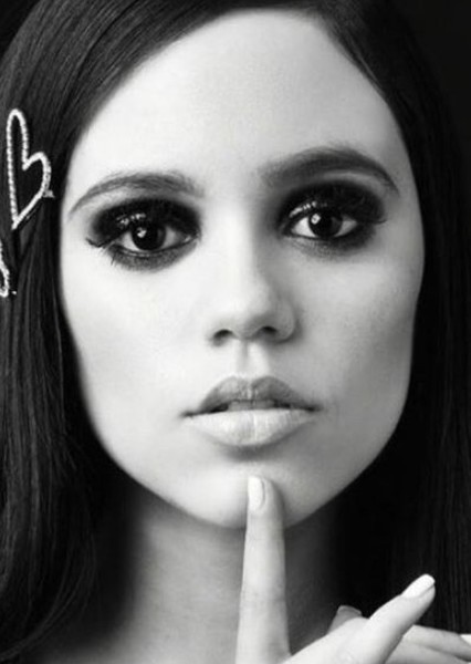 Jenna Ortega photo