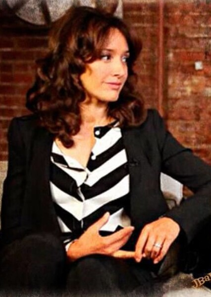Jennifer Beals photo