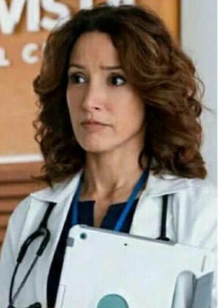 Jennifer Beals photo